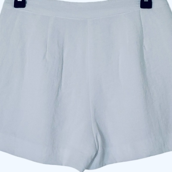 MICHAEL Michael Kors White Shorts Fully Lined Pleated Front Dressy Sz 6 - Picture 8 of 12